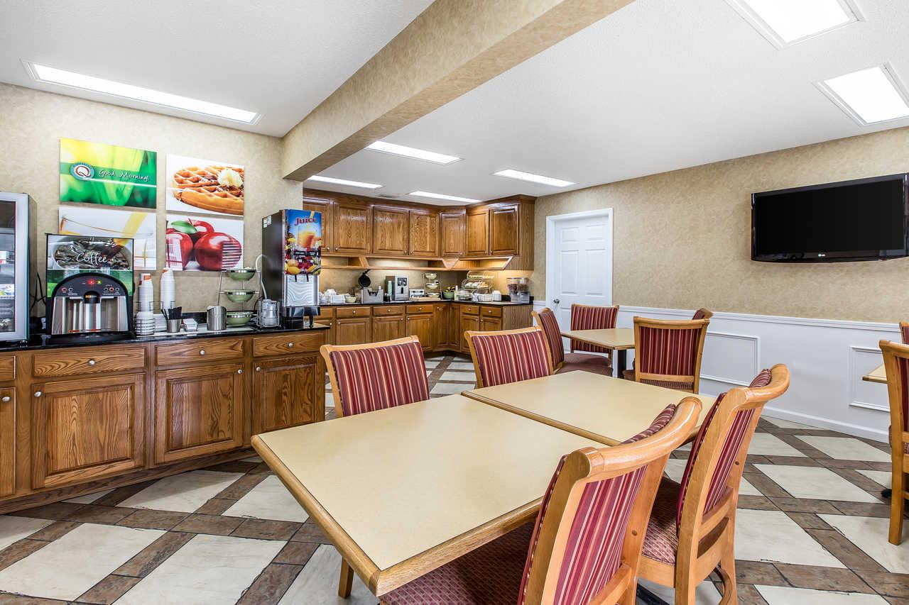 Quality Inn Thomaston Exterior photo
