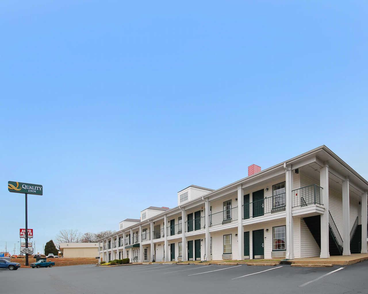 Quality Inn Thomaston Exterior photo